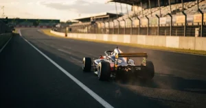 Wedden op motorsport 2026: licentie, marge en bookmakers in Nederland